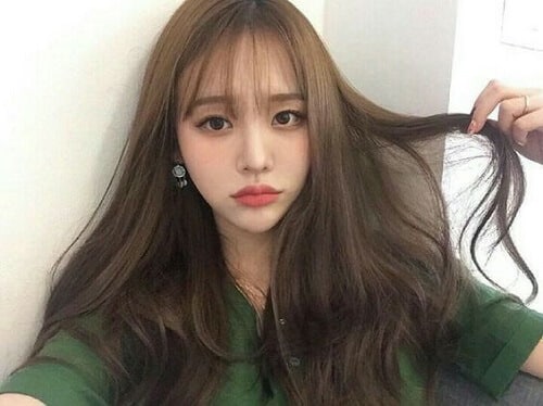 Tóc đẹp nữ mái thưa cho Hè 2024