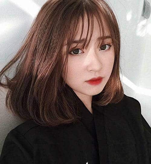 Tóc nữ đẹp uốn nhẹ chữ C