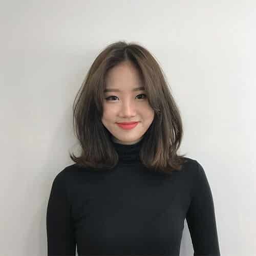 Mái tóc dài uốn đuôi
