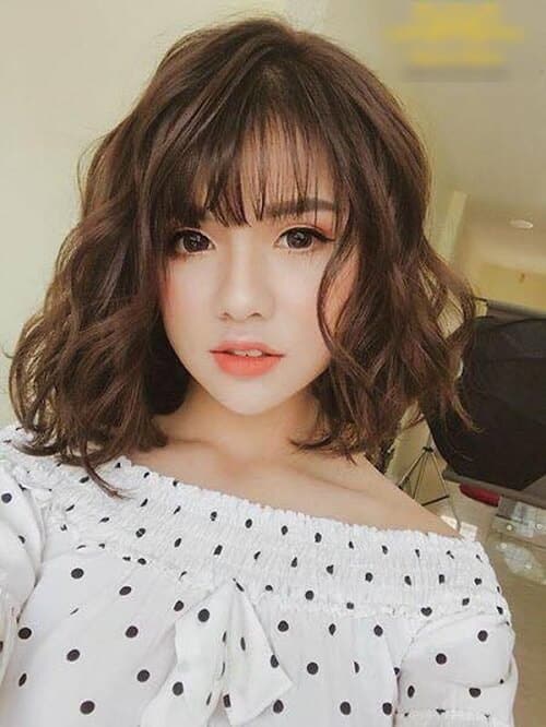 Tóc nữ bob uốn xoăn