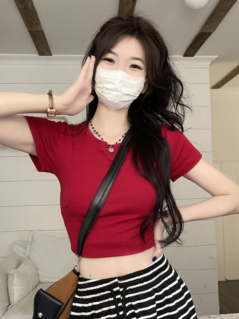 Áo croptop nữ cổ tròn ôm body trơn ngắn tay chất thun gân form basic đủ màu TRẮNG/ĐEN/ĐỎ/NÂU - A0111T - Ảnh 2 màu Đỏ