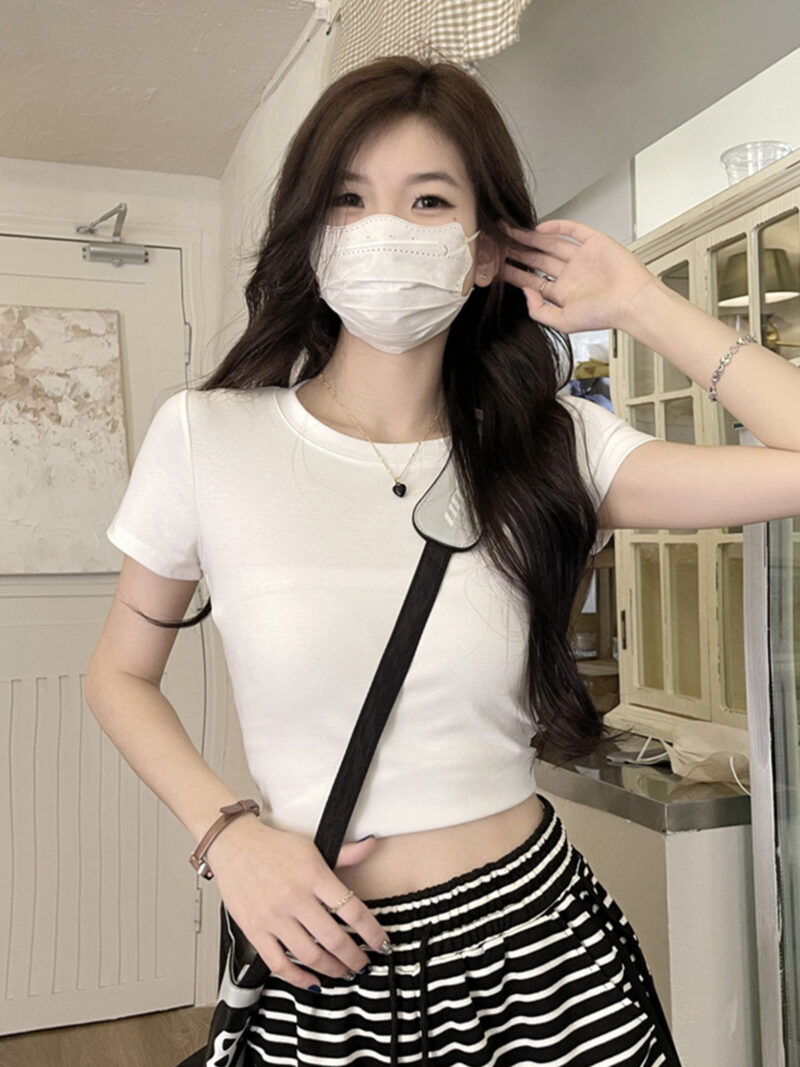 Áo croptop nữ cổ tròn ôm body trơn ngắn tay chất thun gân form basic đủ màu TRẮNG/ĐEN/ĐỎ/NÂU - A0111T - Ảnh 2 màu Trắng