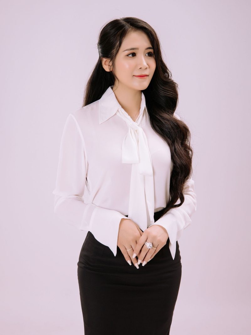 Áo sơ mi lụa thắt nơ cổ - DORIS TOP - Ảnh 2