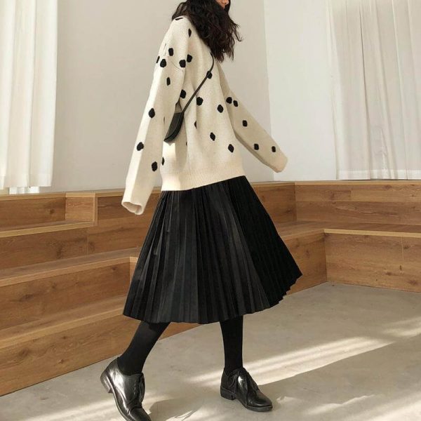 Váy xếp ly nữ tính