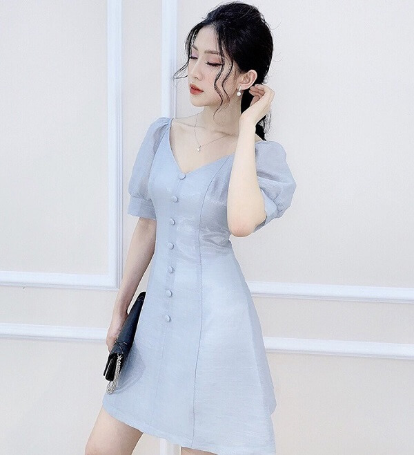 Váy suông đơn giản