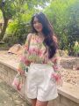 Áo sơ mi tơ tằm hoa cổ bèo buộc nơ - FLORALS TOP - Ảnh 1